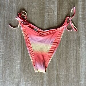 Aerie NWT Cheekiest Tie Bikini Botton in Sunset Tie Dye Color; Size M